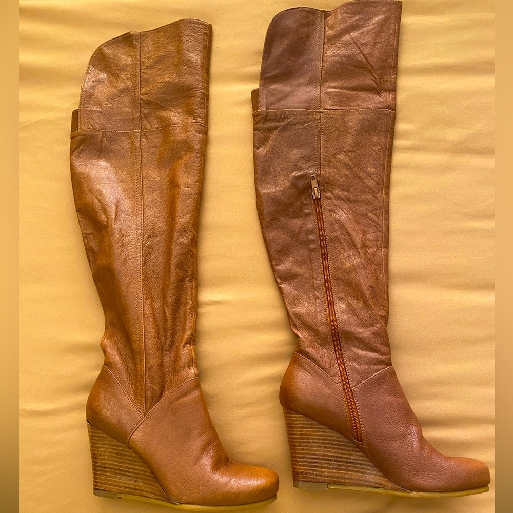 Chinese Laundry womens size 6.5 wedge dress boots. Great condition, tan.